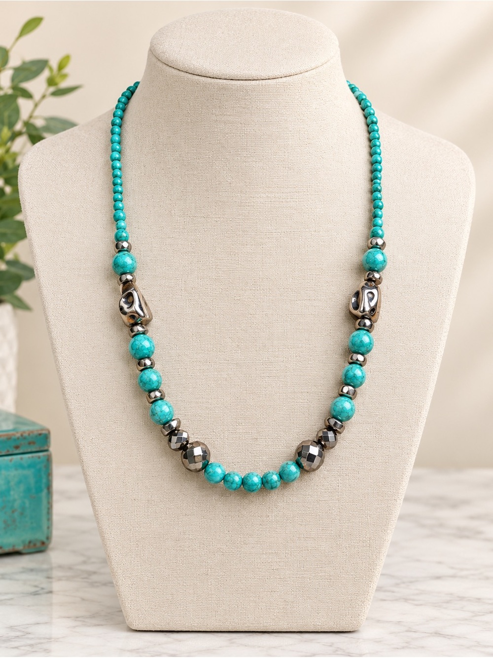 🌸 Turquoise and Silver Necklace
